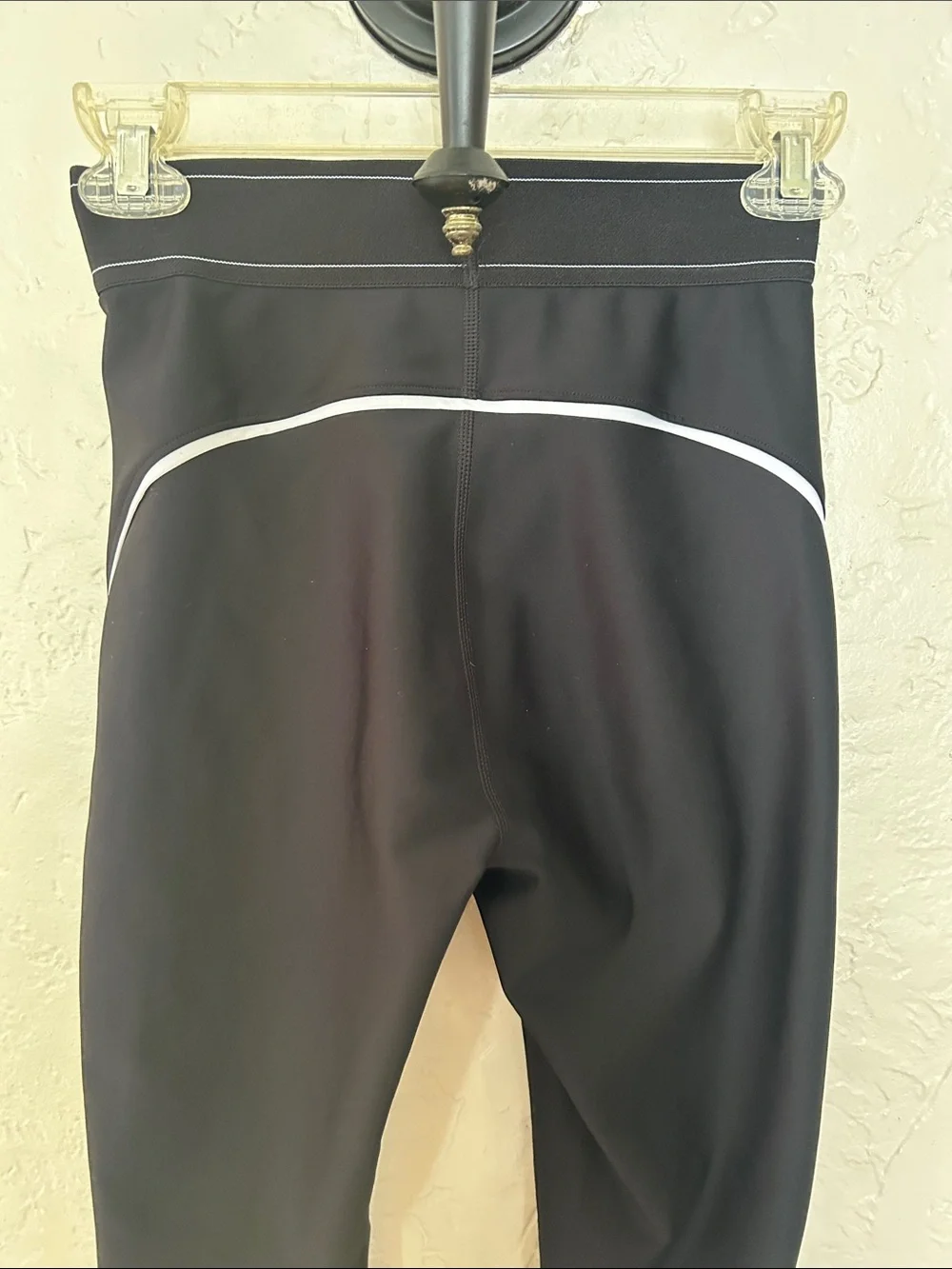 ALO Yoga Airlift High-Waist Suit Up Legging